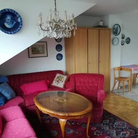Ferienwohnung In Der Naehe Der Koelner Messe Apartment Köln